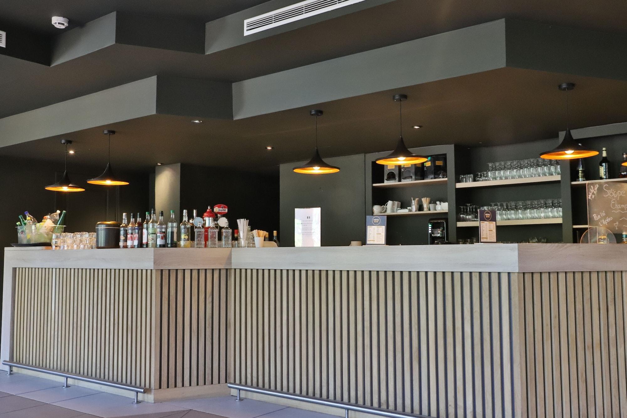Sowell Hotels Ardeche Гропьер Экстерьер фото